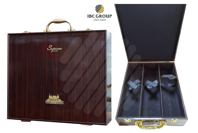 Mẫu hộp gỗ sơn mài 3 chai